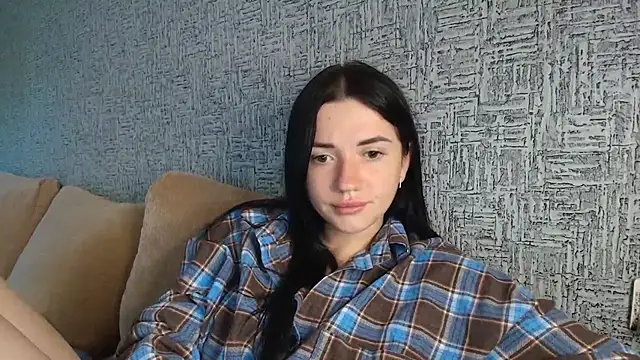 Snapshot of Liana_diva chatting on 07-15-26, 11:17 Liana diva online show from 07-15-26, 11:17