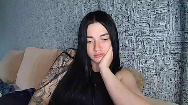 Liana diva online show from 05-18-26, 01:49