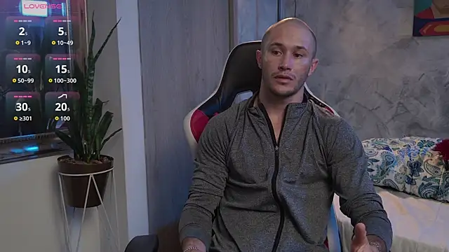 AxelFairchaild online show from 04-15-26, 01:15