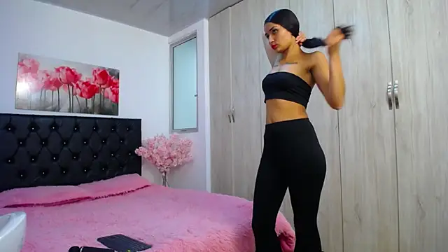 conni f00x online show from 12-15-25, 07:31