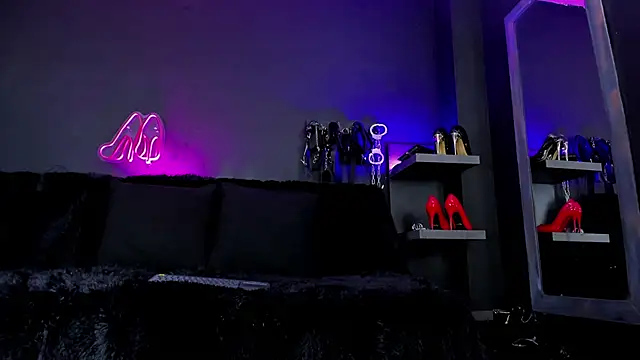 DelaneyStone online show from 12-20-25, 09:17