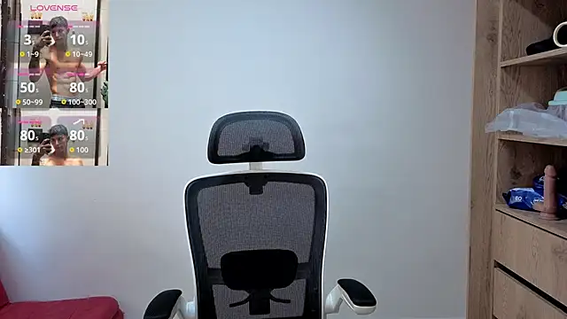 Cristopher23  online show from 10-11-25, 01:45