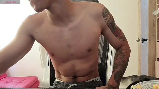 Cristopher23  online show from 10-07-25, 01:23