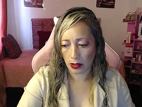 Melanyy 100 online show from 02-17-25, 07:12