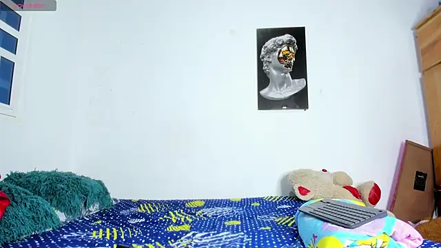 Lilybaudinx96 online show from 11-20-25, 04:13