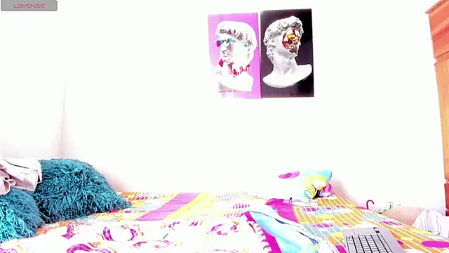 Lilybaudinx96 online show from 11-14-25, 08:01