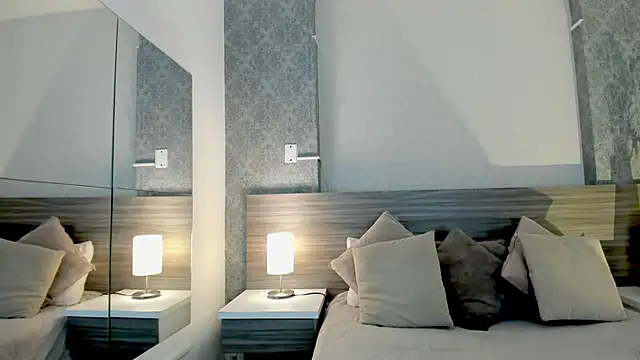 Mistyca online show from 09-25-25, 10:54