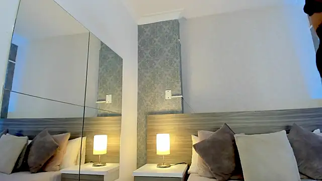 Mistyca online show from 10-13-25, 11:23