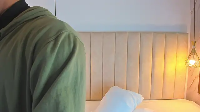 AkazaBoy  online show from 11-28-25, 03:50