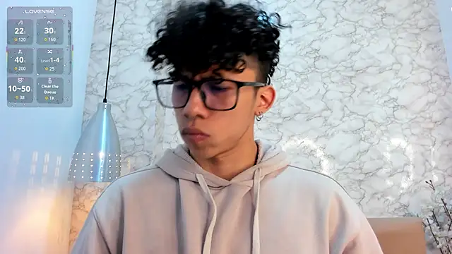 Snapshot of AkazaBoy_ chatting on 09-11-25, 07:58 AkazaBoy  online show from 09-11-25, 07:58