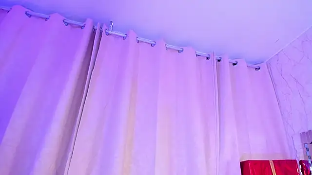 AkazaBoy  online show from 12-21-25, 04:36