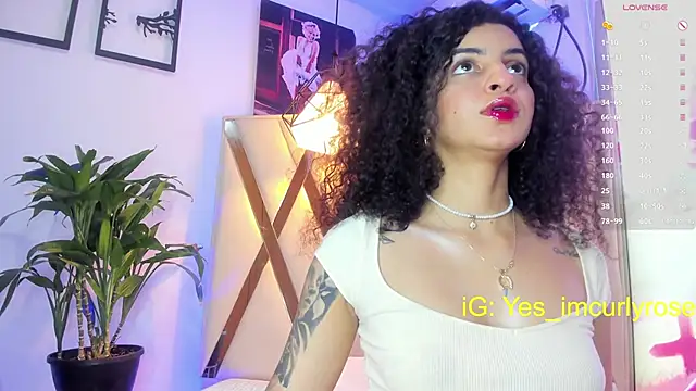 Snapshot of CurlyRose__ chatting on 03-05-25, 08:10 CurlyRose online show from 03-05-25, 08:10