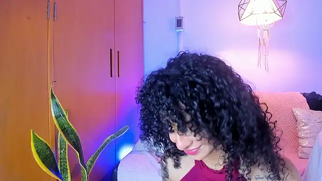 CurlyRose   online show from 01-14-26, 12:14