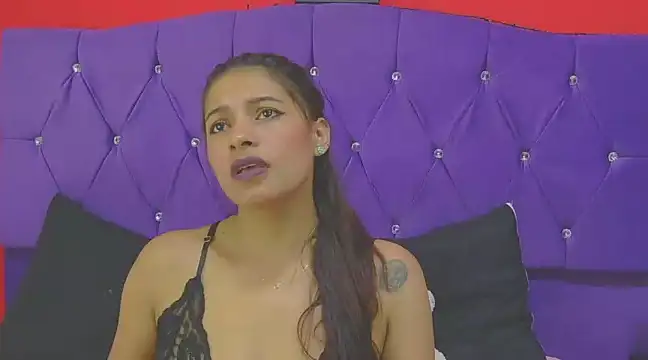 ScarletFoxXXX online show from 02-17-25, 08:49