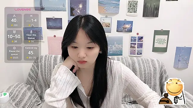 Snapshot of LiLiYbaby chatting on 09-30-25, 06:30 LiLiYbaby online show from 09-30-25, 06:30