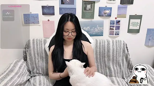 LiLiYbaby online show from 04-28-26, 06:40