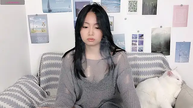 Snapshot of LiLiYbaby chatting on 03-01-25, 05:42 LiLiYbaby online show from 03-01-25, 05:42