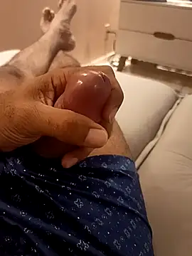 johnwalkerRjts online show from 12-17-25, 02:44