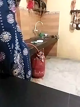 Punjabi beauty123 online show from 12-04-24, 03:42