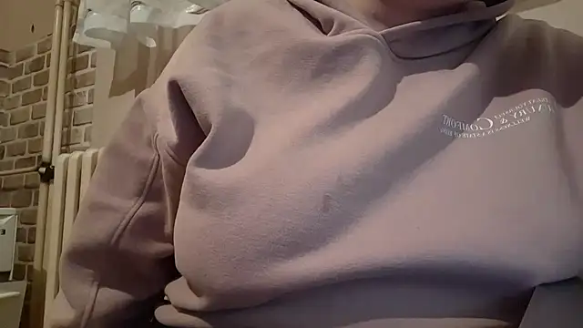 AalinnaK online show from 03-11-25, 09:37