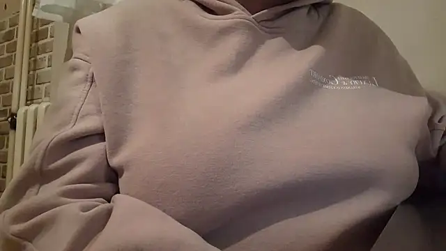 AalinnaK online show from 02-24-25, 08:47