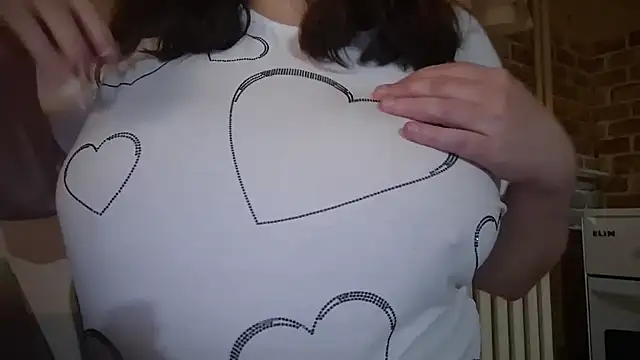 AalinnaK online show from 12-15-25, 08:03