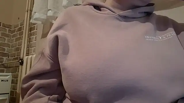 AalinnaK online show from 03-10-25, 09:40