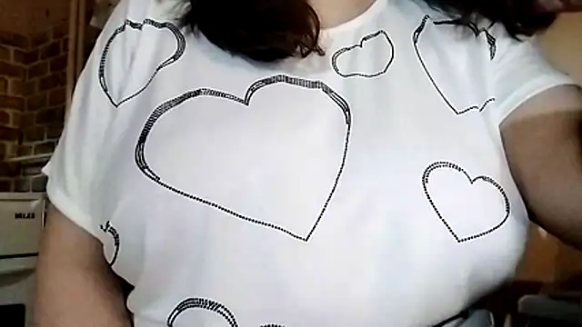 AalinnaK online show from 11-29-25, 03:45