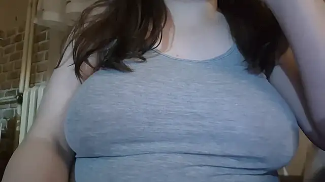 AalinnaK online show from 09-18-25, 04:54