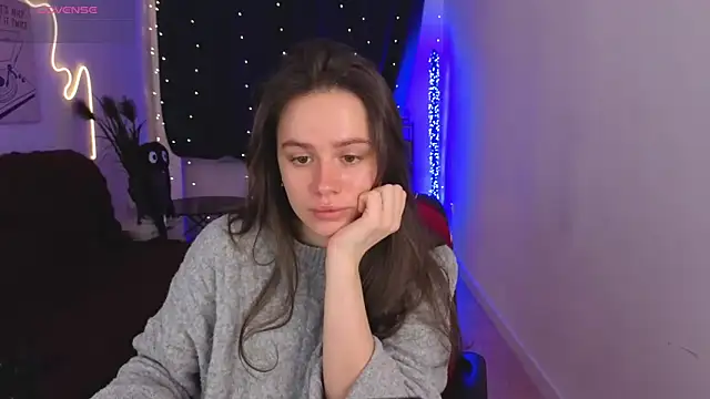 Snapshot of Emillias chatting on 02-02-26, 02:05 Emillias online show from 02-02-26, 02:05