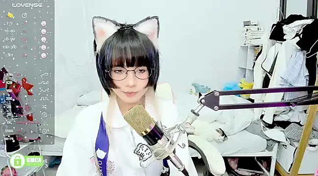Snapshot of RassieRaph chatting on 03-13-25, 06:45 RassieRaph online show from 03-13-25, 06:45