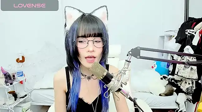 Snapshot of RassieRaph chatting on 02-12-25, 03:05 RassieRaph online show from 02-12-25, 03:05