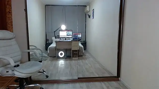 VitaminPorn online show from 05-17-26, 08:09