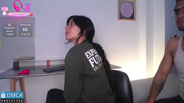 Snapshot of floriamANDjazmin chatting on 03-20-25, 03:13 floriamANDjazmin online show from 03-20-25, 03:13