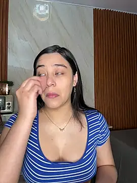 floriamANDjazmin online show from 07-14-26, 03:11