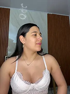 floriamANDjazmin online show from 07-04-26, 03:02