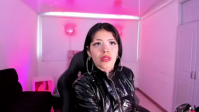 AuroraDiaz online show from 10-06-25, 08:20