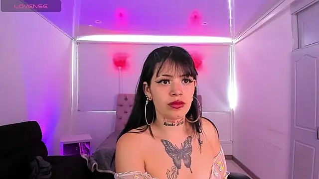 AuroraDiaz online show from 10-03-25, 07:37