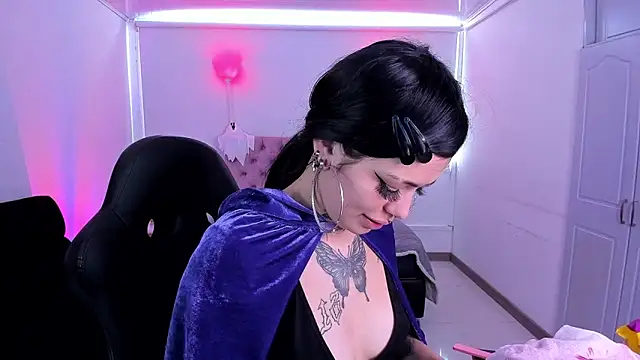 AuroraDiaz online show from 10-09-25, 07:47