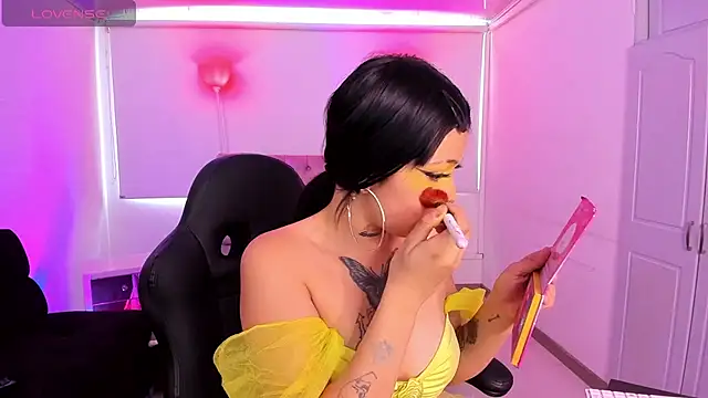 AuroraDiaz online show from 10-04-25, 08:54