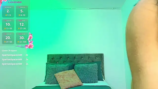 AssQueen18 online show from 10-24-25, 04:00