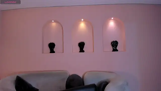 TaraLawrence online show from 03-15-26, 04:08