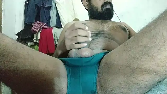 Snapshot of SLFUCKBOY69 chatting on 10-18-25, 05:37 SLFUCKBOY69 online show from 10-18-25, 05:37