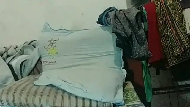 Snapshot of SLFUCKBOY69 chatting on 02-09-26, 05:33 SLFUCKBOY69 online show from 02-09-26, 05:33