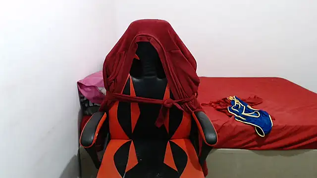 madelyn30 online show from 04-14-26, 10:04