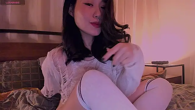 Snapshot of kimmy_chi_ chatting on 03-12-25, 06:00 kimmy chi  online show from 03-12-25, 06:00