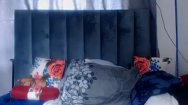 BustyWendyXXX47 online show from 01-08-26, 04:13