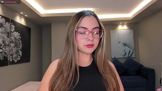 Snapshot of AllisonRogersX chatting on 05-24-26, 11:21 AllisonRogersX online show from 05-24-26, 11:21
