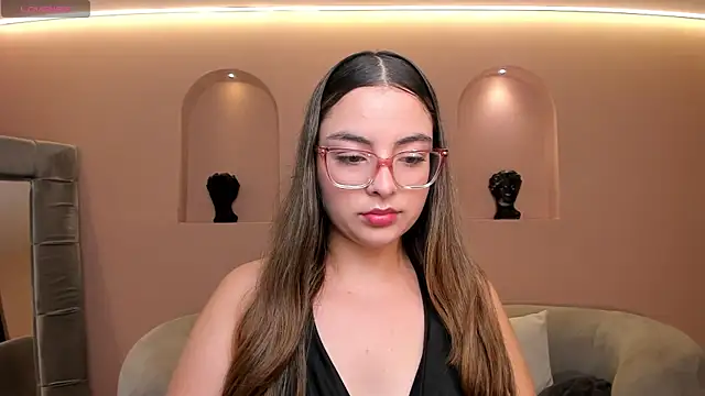 Snapshot of AllisonRogersX chatting on 06-02-26, 12:05 AllisonRogersX online show from 06-02-26, 12:05