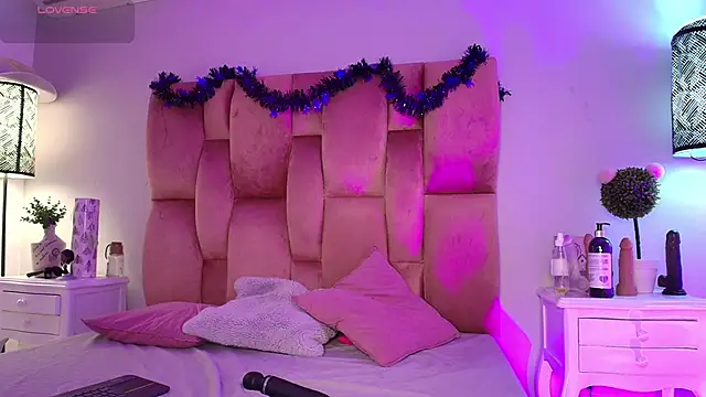 SweetBonniie online show from 11-03-25, 12:42